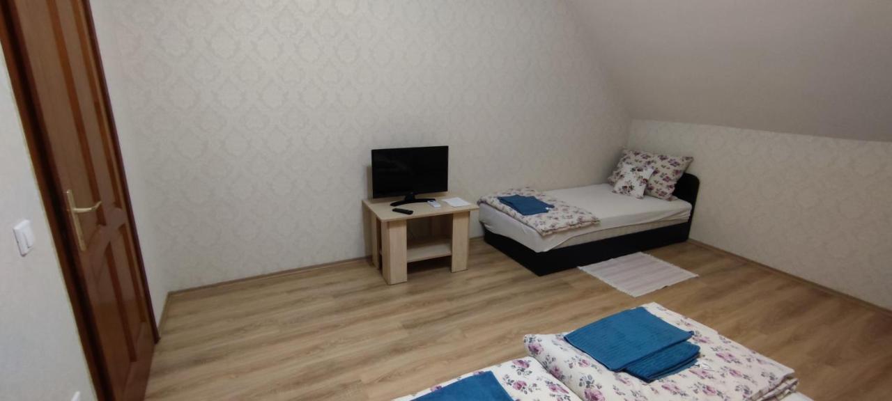 Tiszakanyár Village Garden Family Guest House מראה חיצוני תמונה
