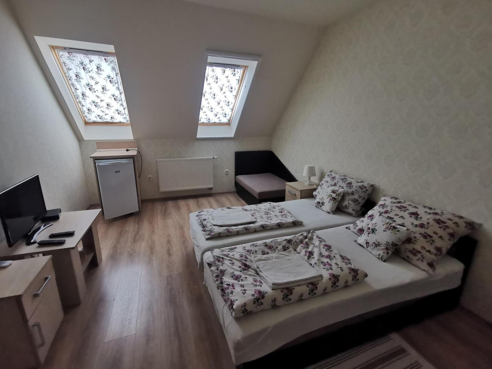 Tiszakanyár Village Garden Family Guest House מראה חיצוני תמונה