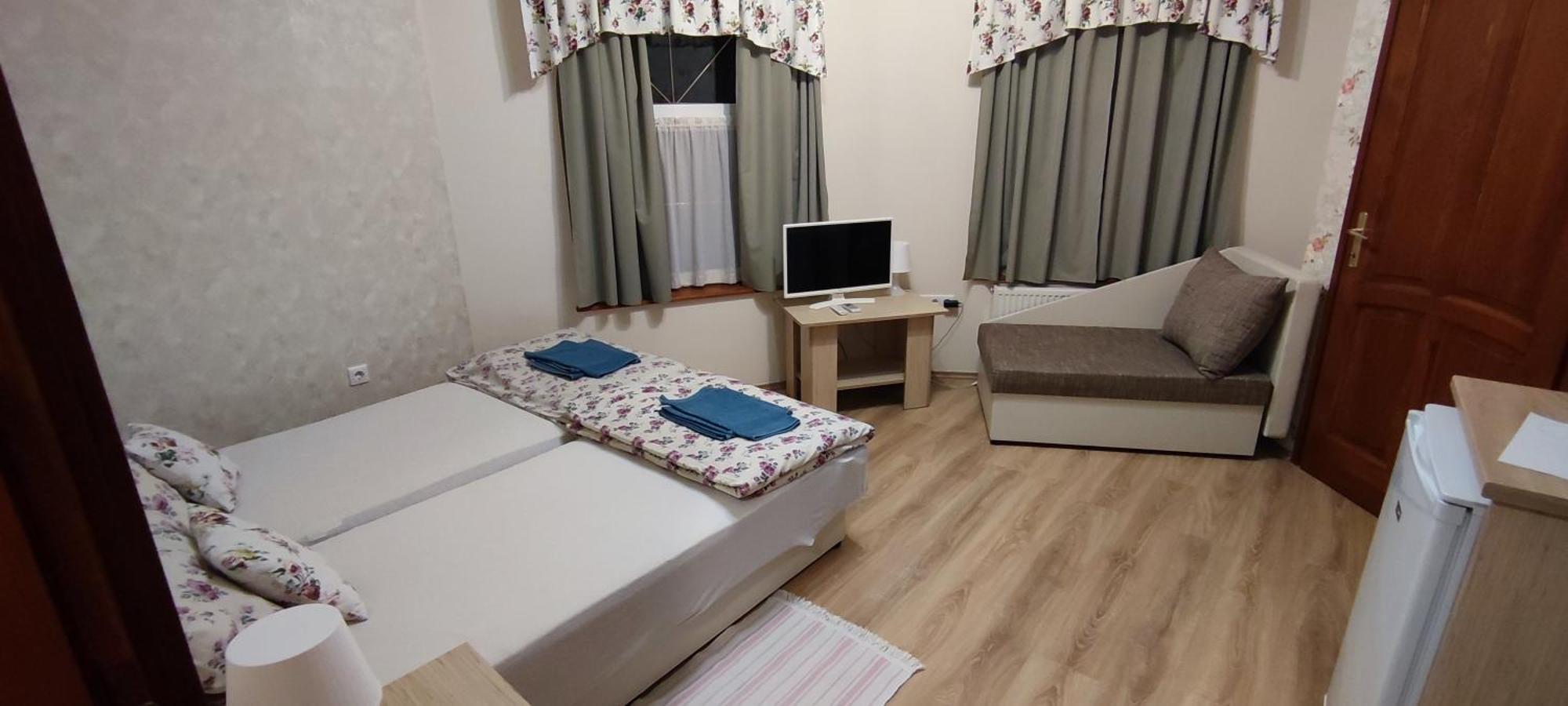 Tiszakanyár Village Garden Family Guest House מראה חיצוני תמונה