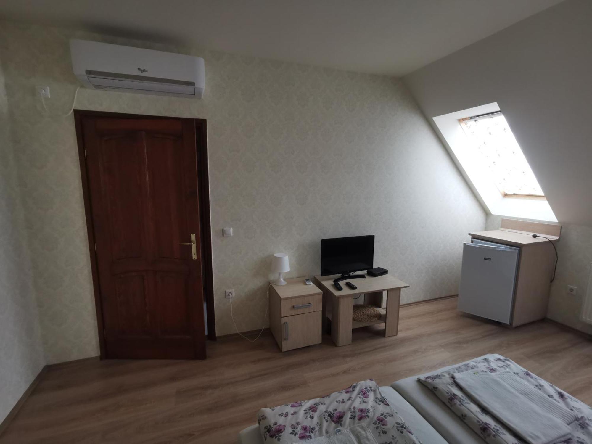 Tiszakanyár Village Garden Family Guest House מראה חיצוני תמונה